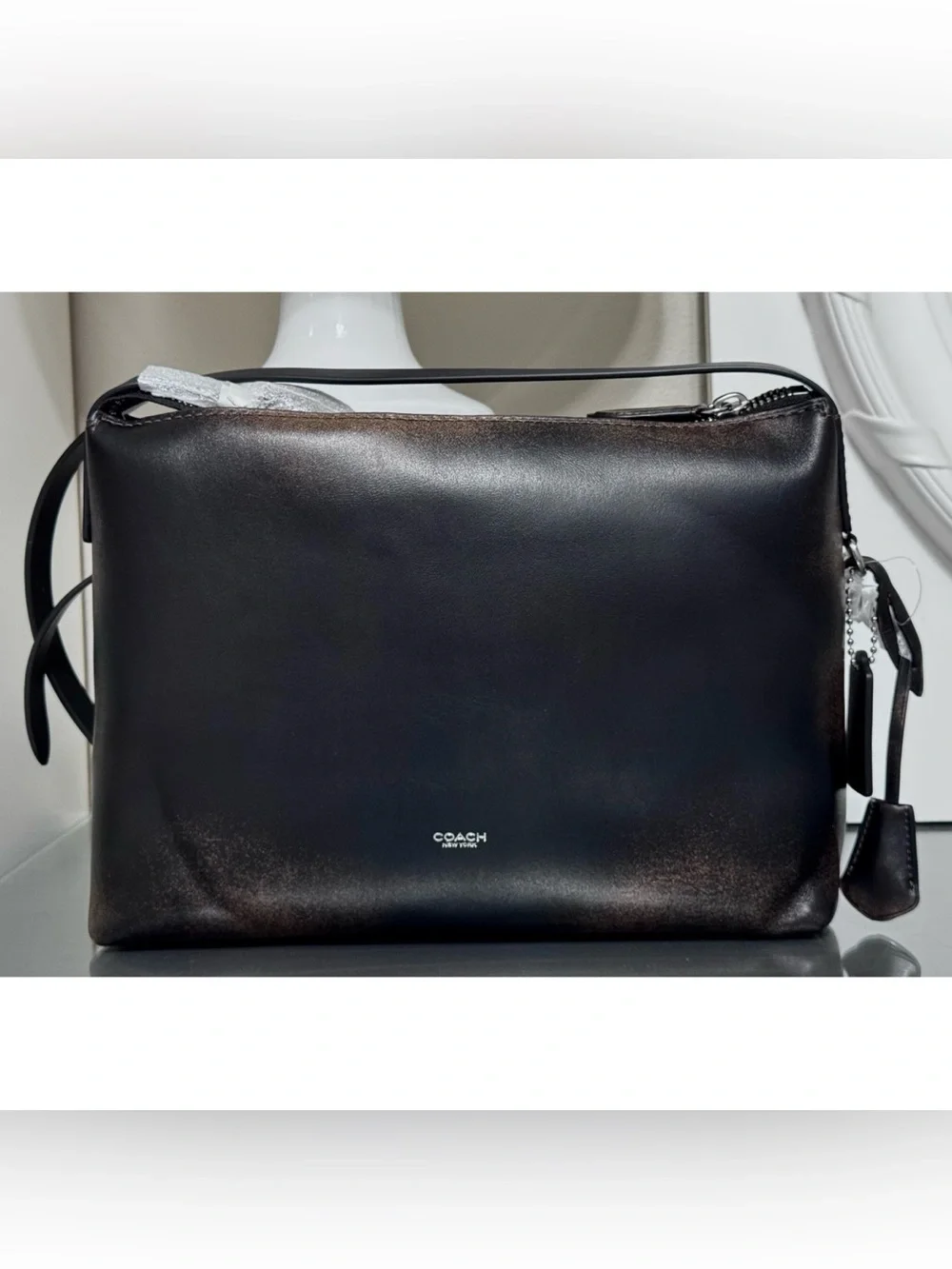 COACH Mott Messenger Bag 33 In Loved Leather, BLACK/LIGHT TAN
